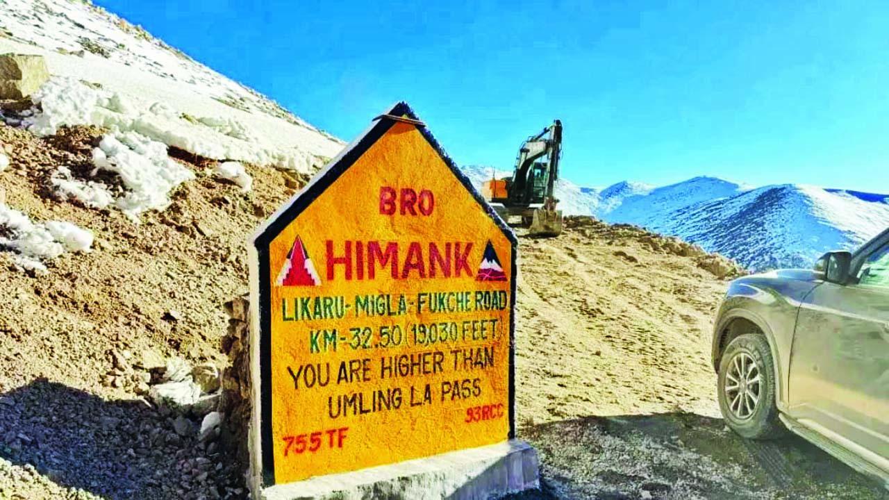 આ નવા પ્રોજેક્ટ અંતર્ગત તેમણે પોતાના જ જૂના રેકૉર્ડને પાર કરી નાખ્યો હતો.